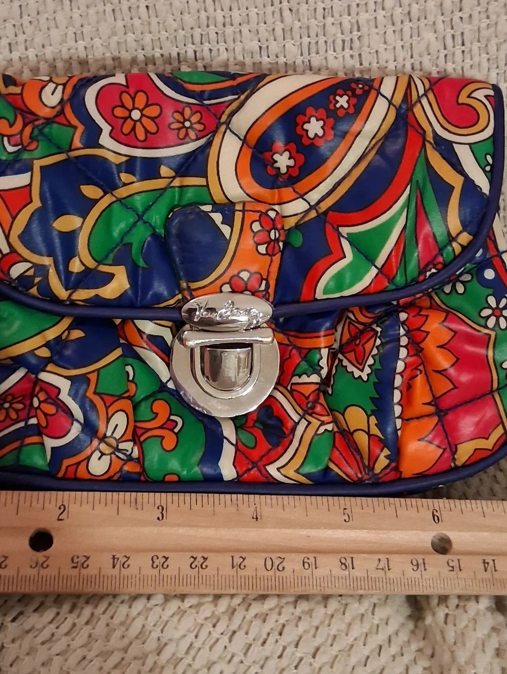 Vera Bradley Puffy Venetian Paisley Wristlet With Strap. - Picture 9 of 11